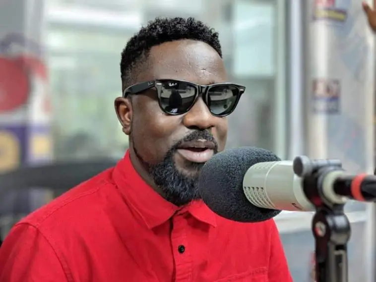 I Don’t Support Any Political Party - Sarkodie