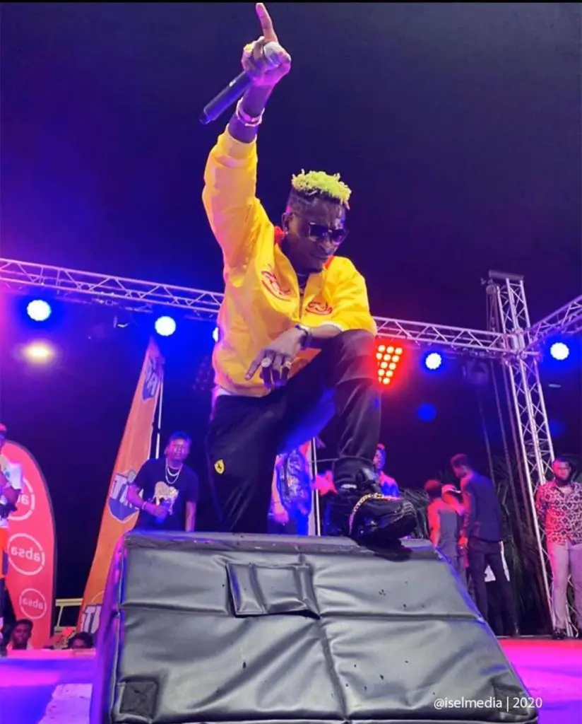 Shatta Wale commends the president of Ghana for granting amnesty