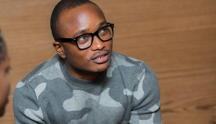 Lady accuses Brymo of molesting her friend