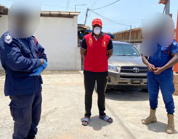 John Dumelo Distributes Lunch To Police And Military Controlling Traffic