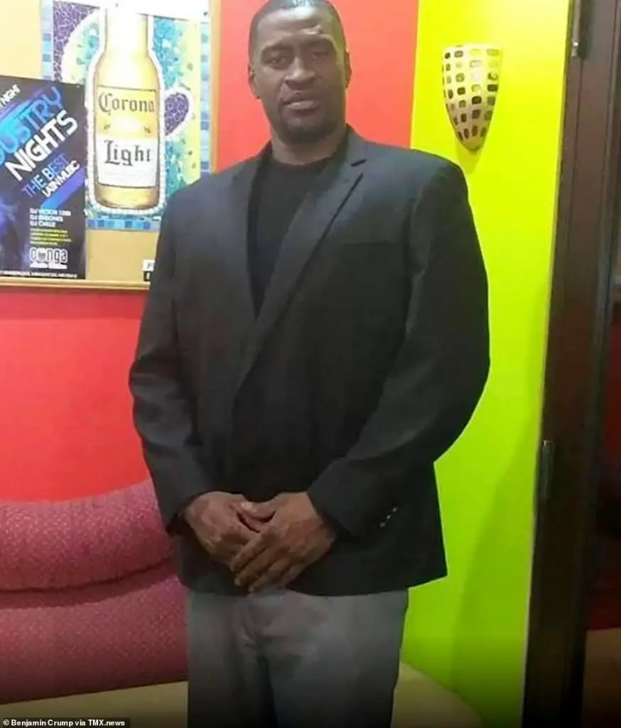Justice for George Floyd :Protesters gather in Minneapolis where George Floyd was killed 2 Justice for George Floyd