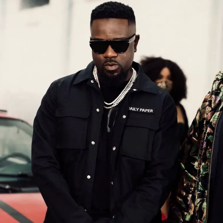 Sarkodie Shares Money To His Fans On Twitter Via SCMobile App