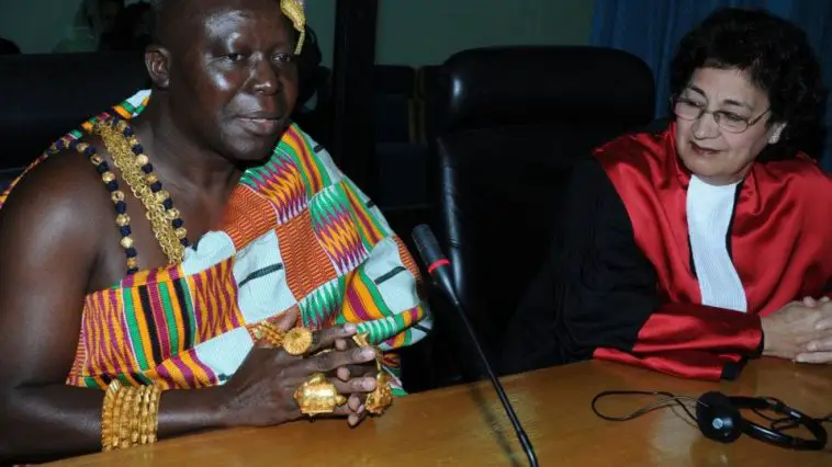 Don’t Run To Politicians For Favors – Otumfuor Advices Chiefs