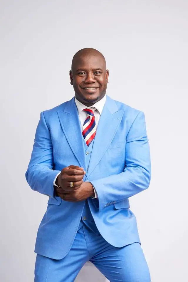 Farouk Aliu Mahama Biography , Age , Education , Wife , Net Worth , NPP , Salary 2 Farouk Aliu Mahama Biography