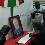 John Mahama Finally Signs Rawlings’s Book of Condolence