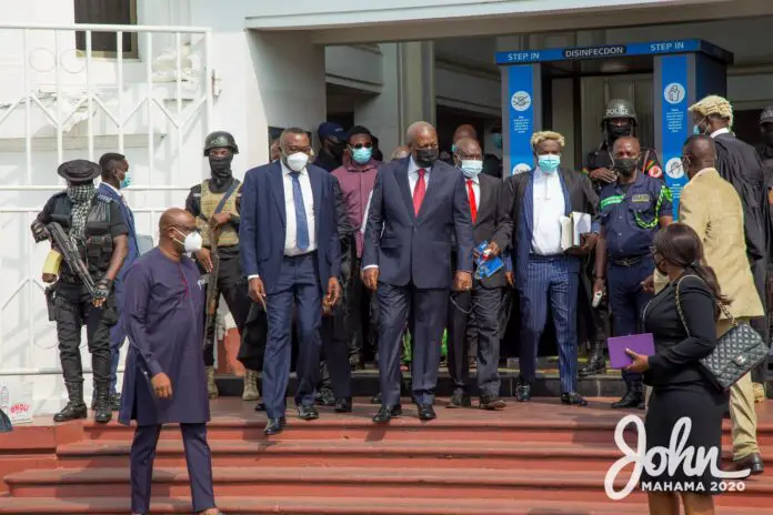 Mahama at Supreme Court3 696x464 1