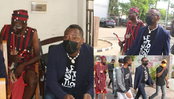 Drama As Journalist Is Escorted To Court By A Native Doctor (Photos)