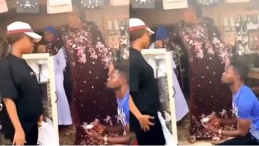 Your thing is too small – Nigerian lady rejects her man’s proposal in a market (Video)