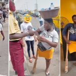 Kindhearted man helps one-legged lady who was spotted hawking water energetically