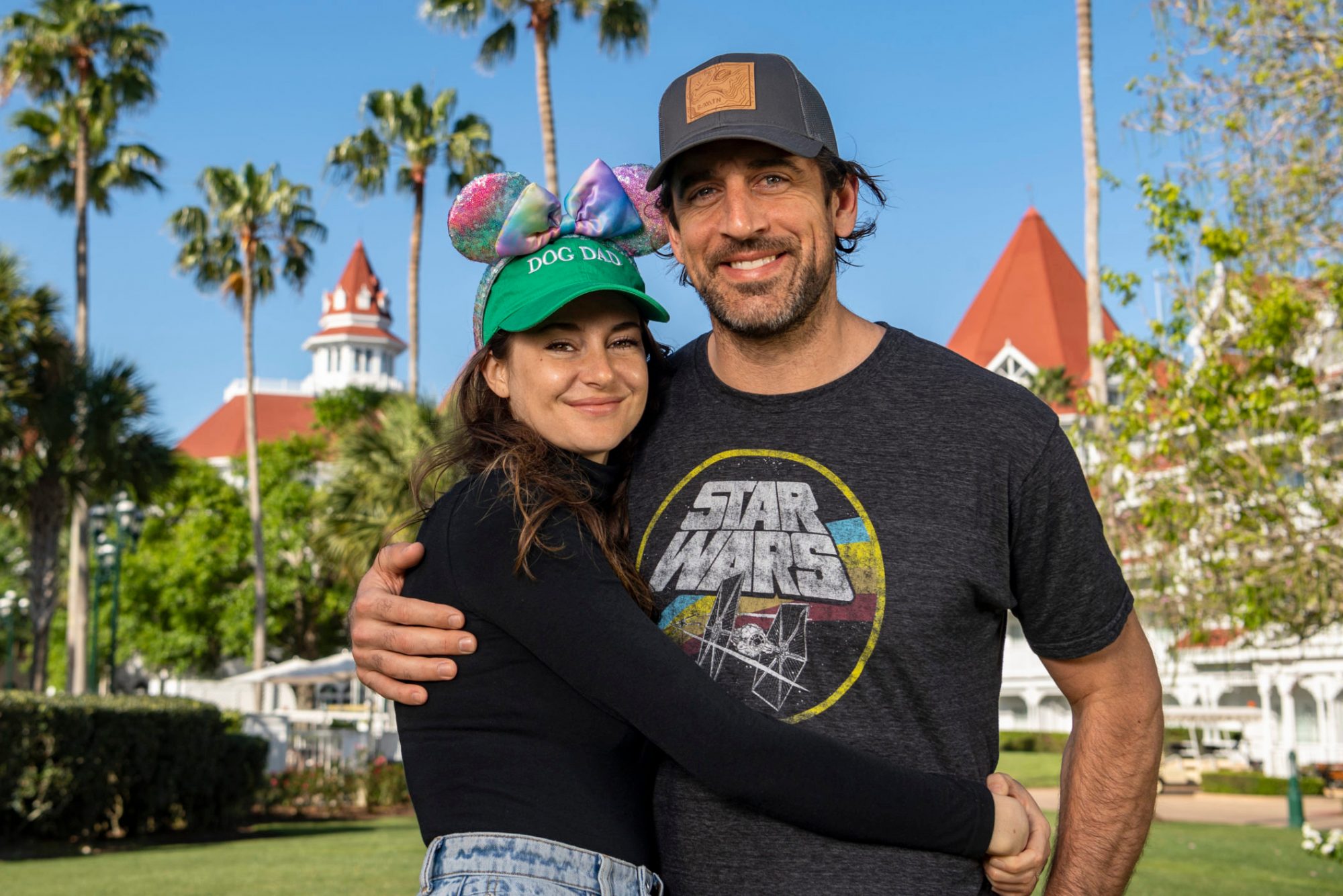 Who is Aaron Rodgers wife? Is Aaron Rodgers still dating Shailene Woodley?