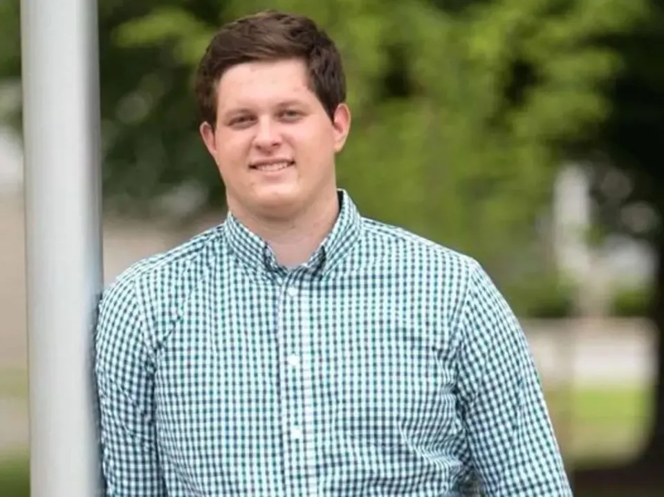 Elisjsha Dicken: 5 facts regarding how armed bystander gunned down Greenwood mall shooter, Jonathan Douglas Sapirman 2 Elisjsha Dicken