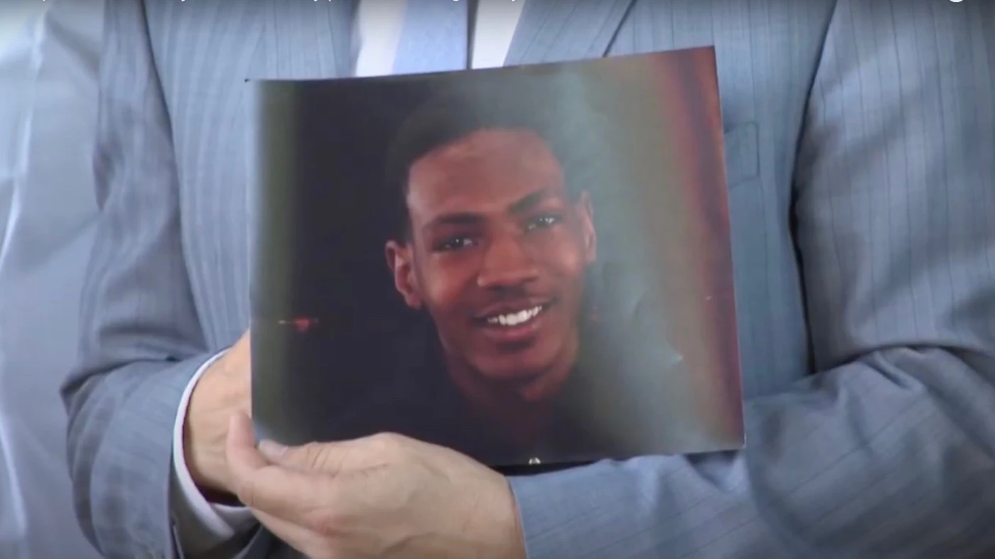 Bobby DiCello: Lawyers report on how Jayland Walker, 25, was shot by police 2 Jayland Walker