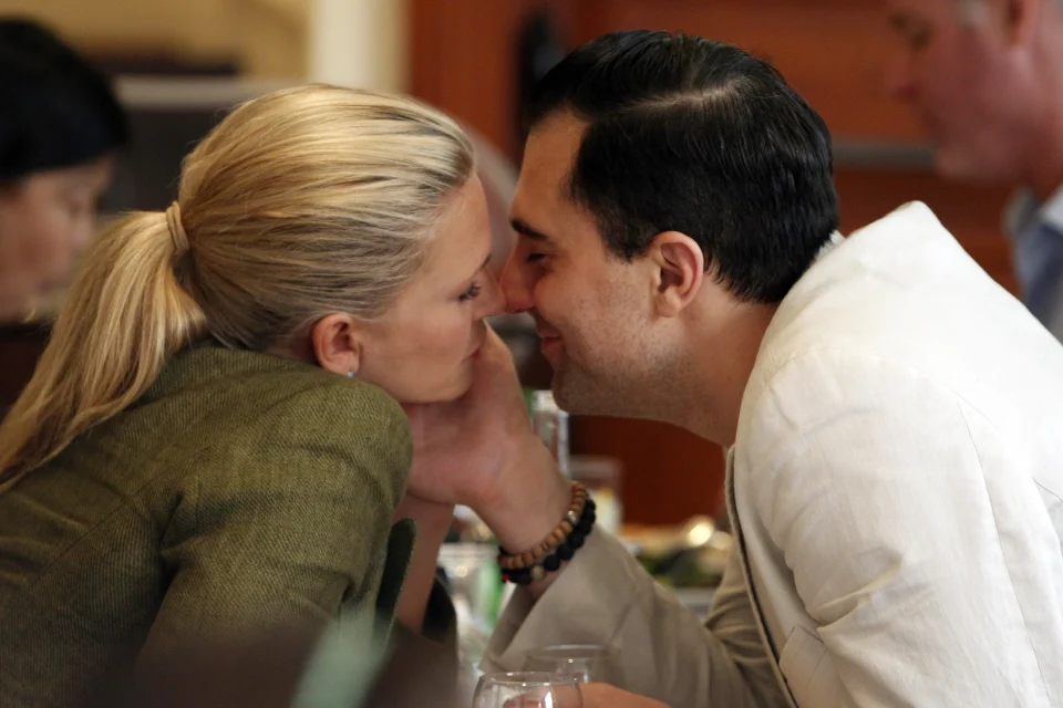Darius Campbell wife: Former Pop Idol star was once married to Natasha Henstridge 3 nintchdbpict000261423797