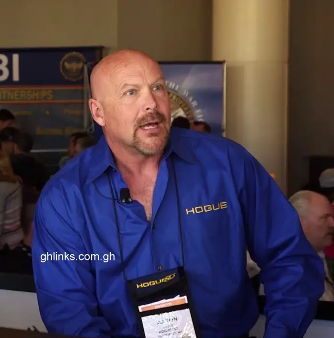 Who was Aaron Hogue? 2 Pilot Aaron Hogue