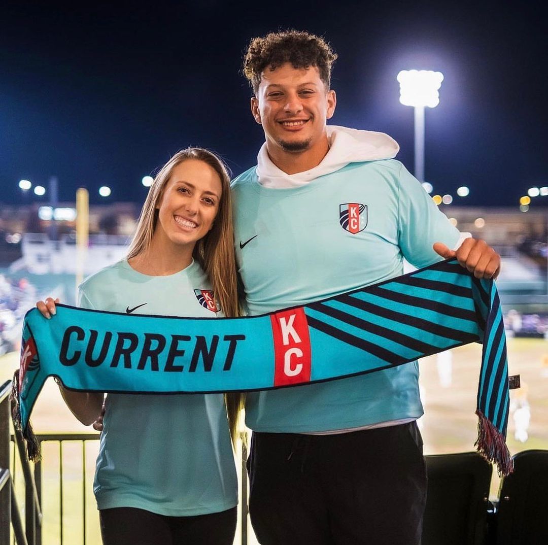 Who is Patrick Mahomes? Net Worth, Contract, Girlfriend & Parents 2 Patrick Mahomes girlfriend, Brittany Matthews