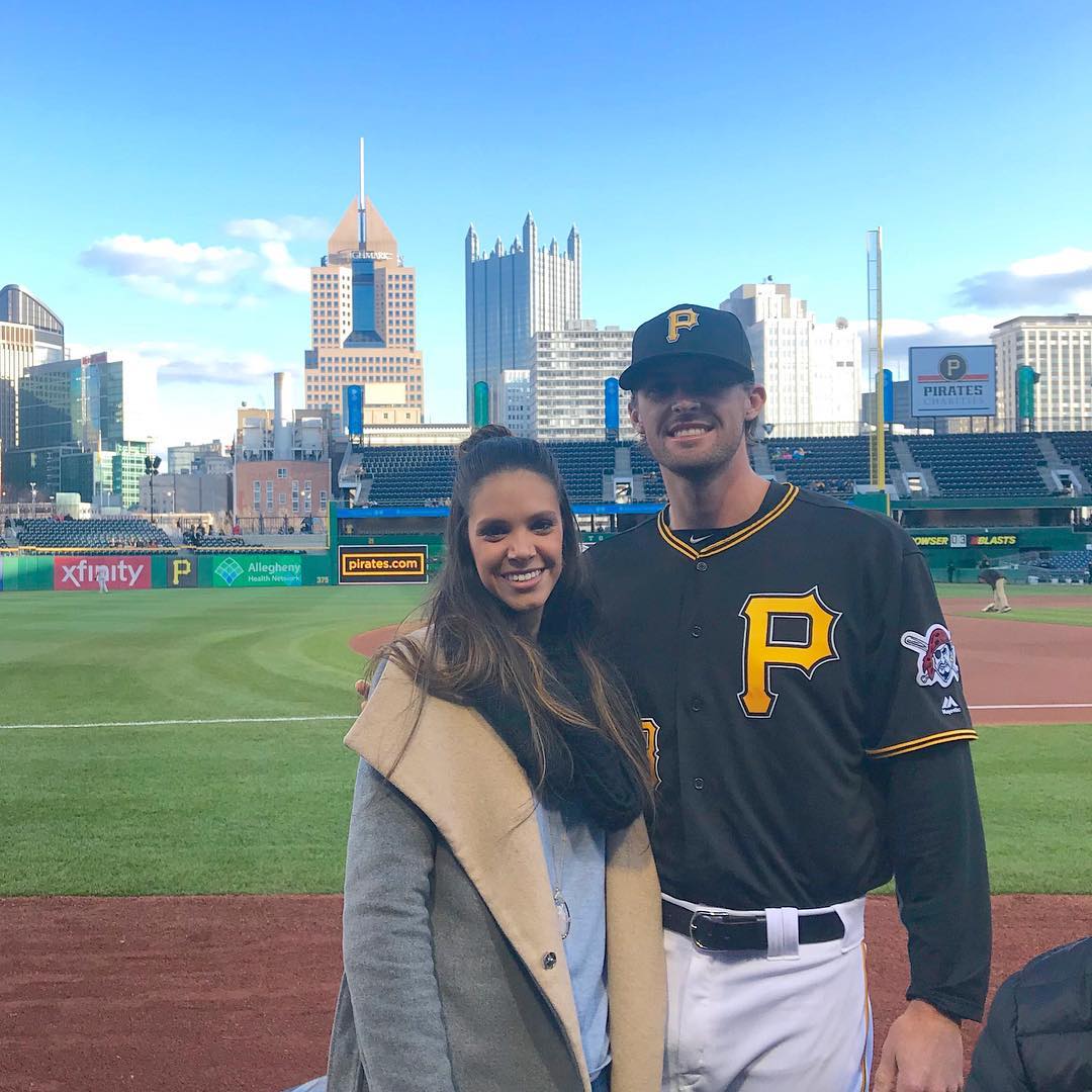 Ashlyn Holmes is Clay Holmes wife Family, age, ethnicity, husband