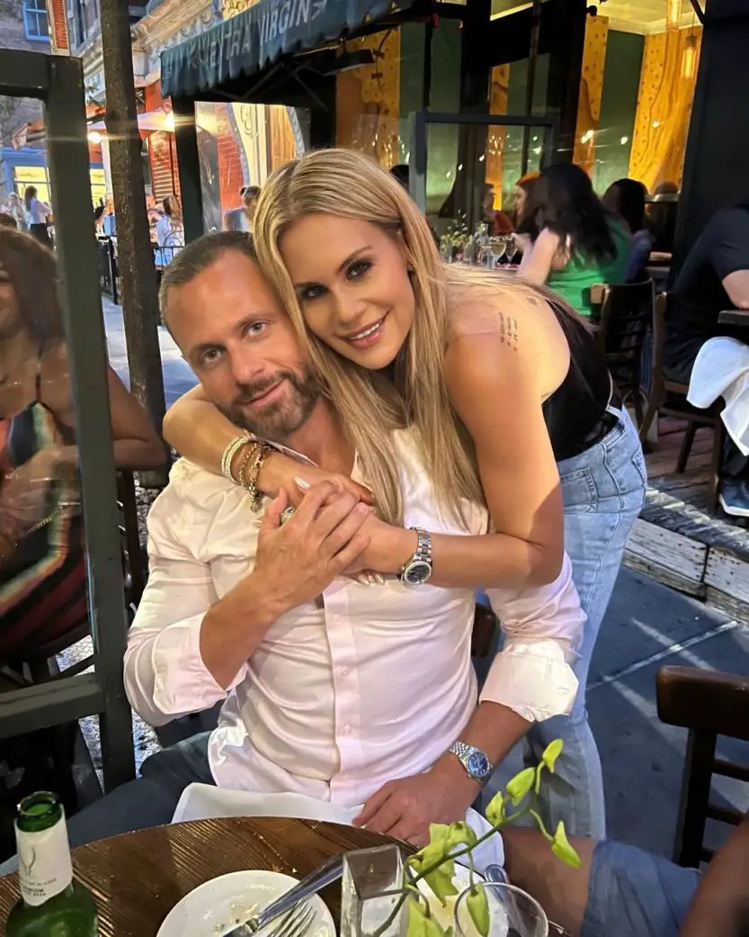 Evan Goldschneider: Bio, age, profession, net worth & other facts about Jackie Goldschneider's husband