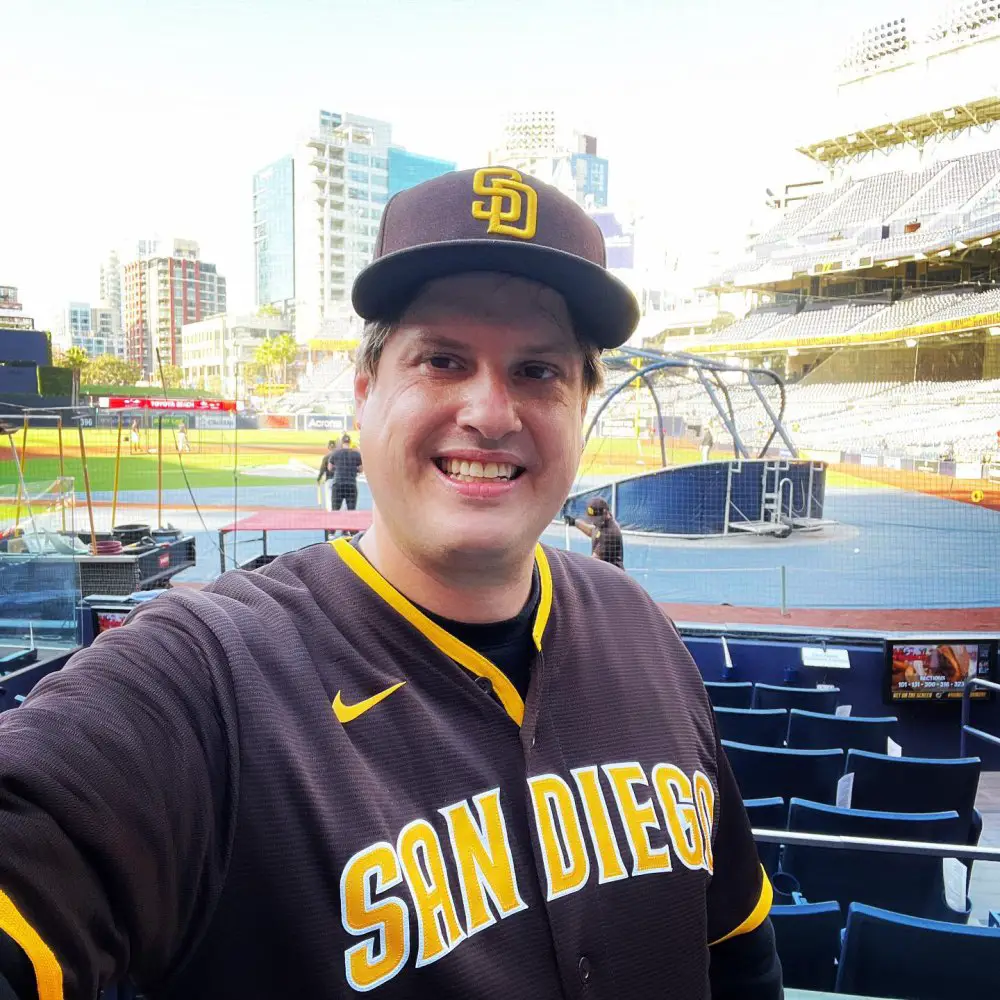 Brian Szasz mother: Who is Linda Harding? - Family, age, husband