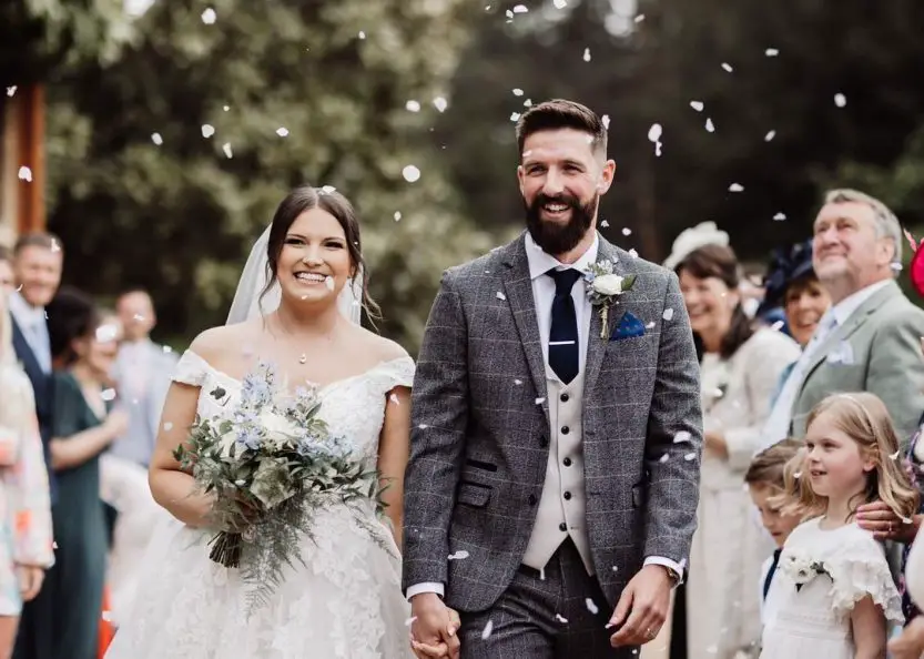 Laura Vickers, Josh Vickers wife