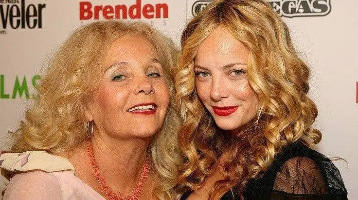Bijou Phillips parents