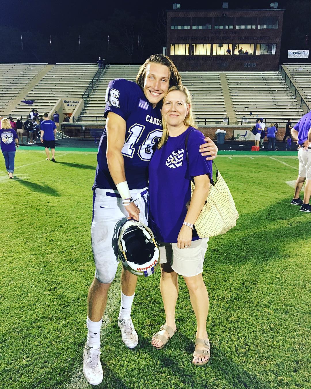 William Trevor Lawrence parents: Who are Jeremy & Amanda Lawrence? 2 William Trevor Lawrence mother: Who is Amanda Lawrence