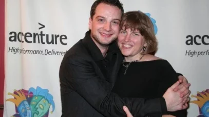 Iain Armitage mother: Notable facts about Lee Armitage