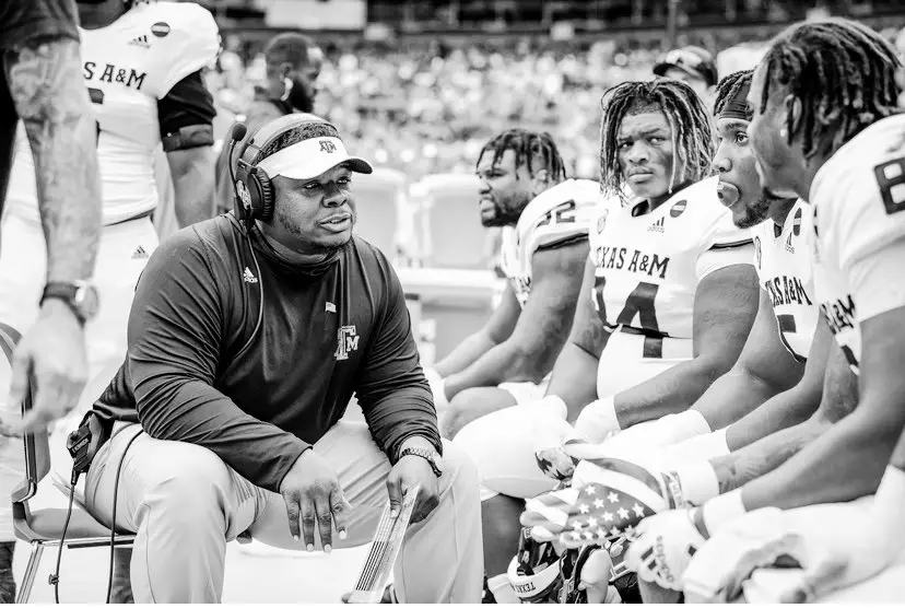 Is Texas A&M interim coach Elijah Robinson married?