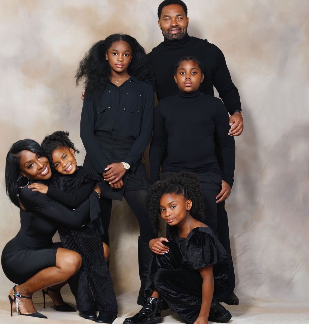 Were grateful to witness another new year with our health and were looking forward to seeing where 2022 will take us Stay tuned…Happy New Year instafam. Stay safe