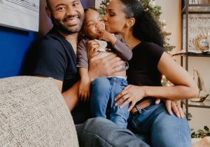 Mekia Cox with husband and daughter image form on Google Search Images but captured by @clindbergphoto