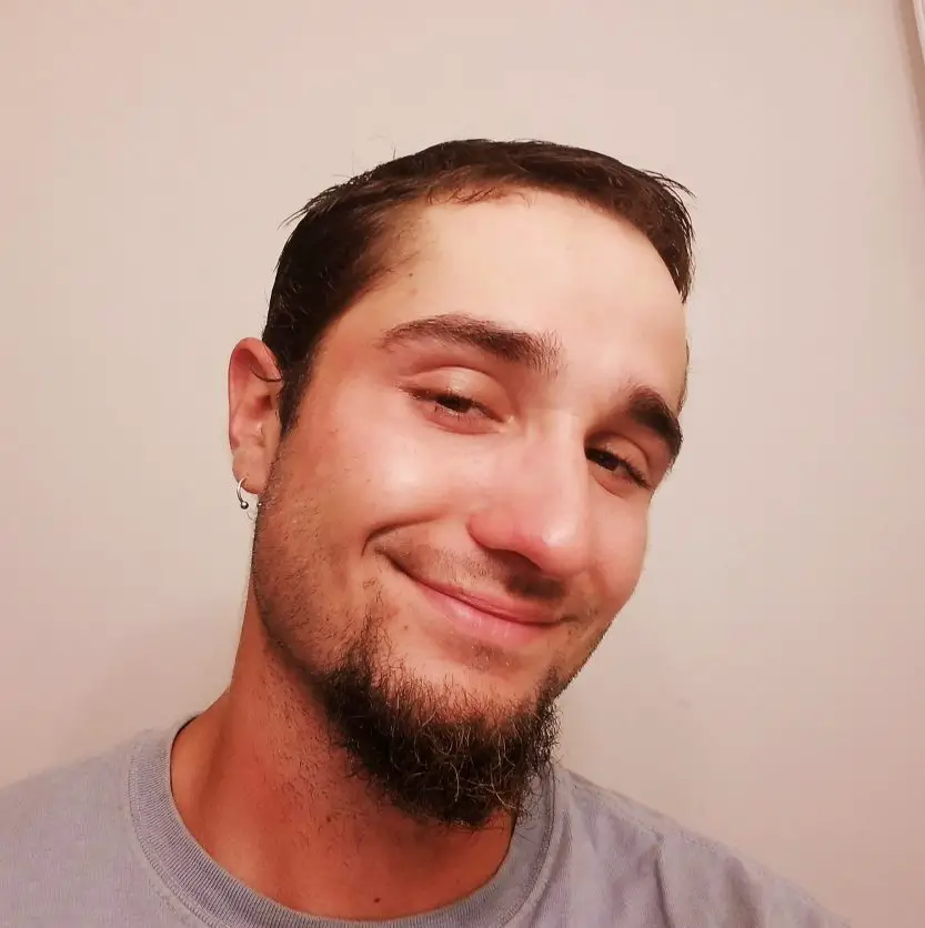 Dustin Gray: 30-year-old Bardstown man dies in motorcycle crash